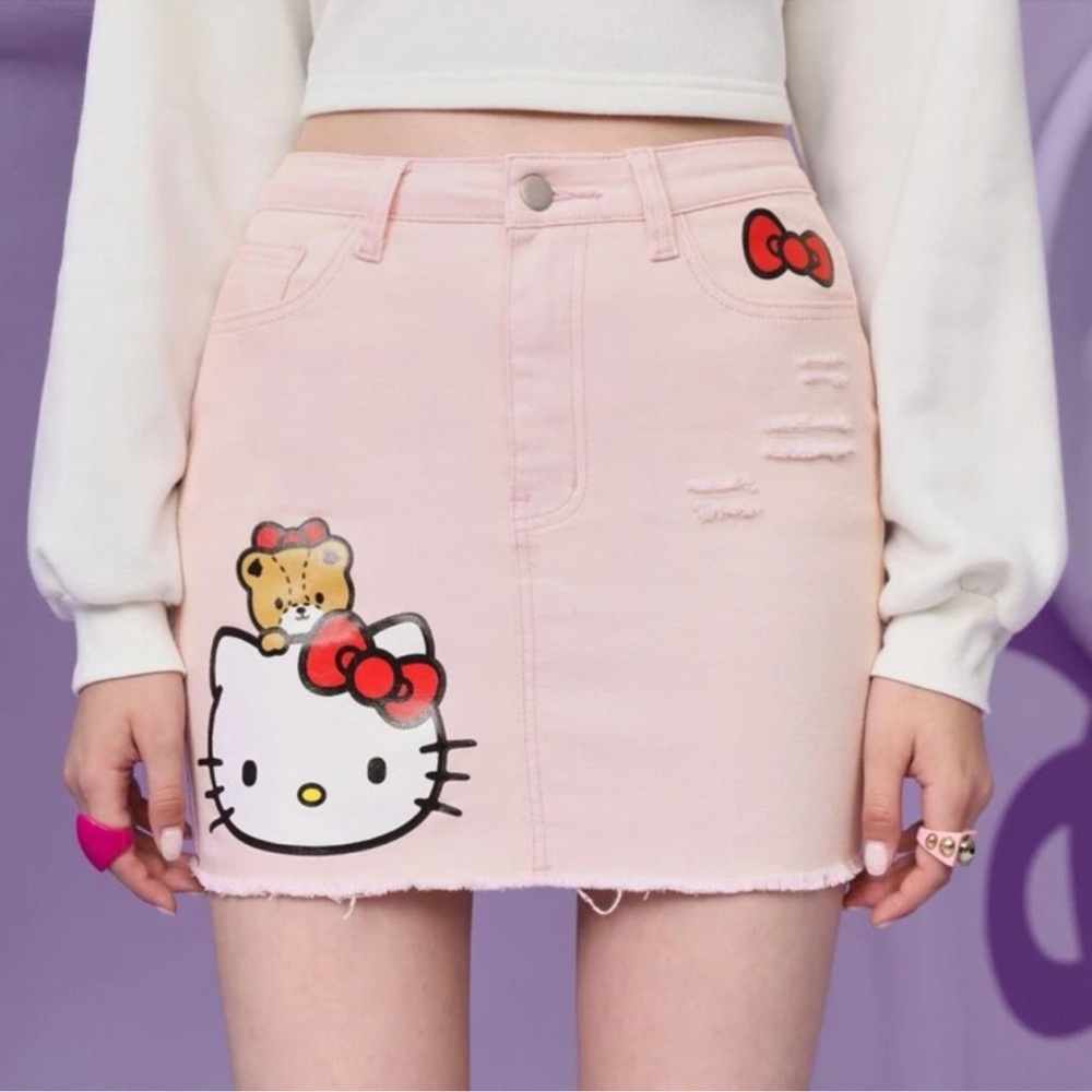 Hello Kitty Bow Light Pink Mini Skirt Large
